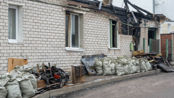 24/7 Emergency Smoke Damage Removal experts in Kenwood Estates, FL